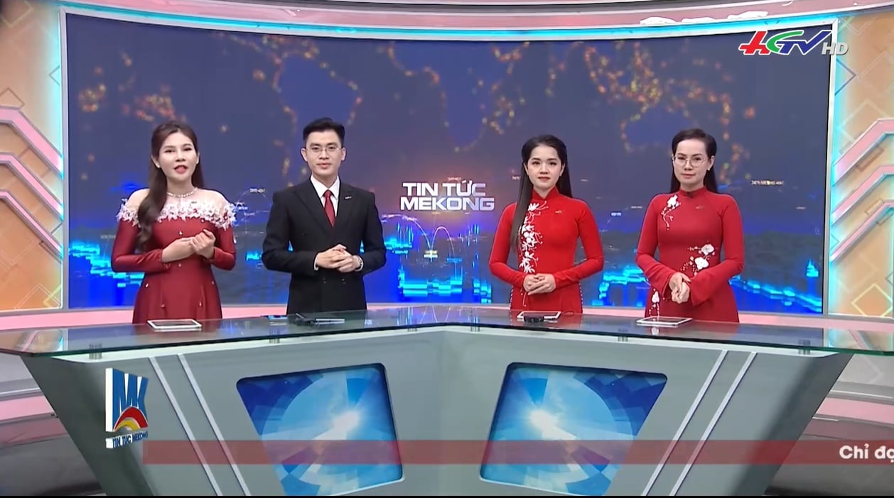 Những bản tin cuối cùng trên sóng truyền hình gây xúc động khắp cả nước - 1