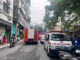 Xe cấp cứu chờ ngoài đường Xã Đàn để đưa nạn nhân đến bệnh viện. Ảnh: Huy Mạnh